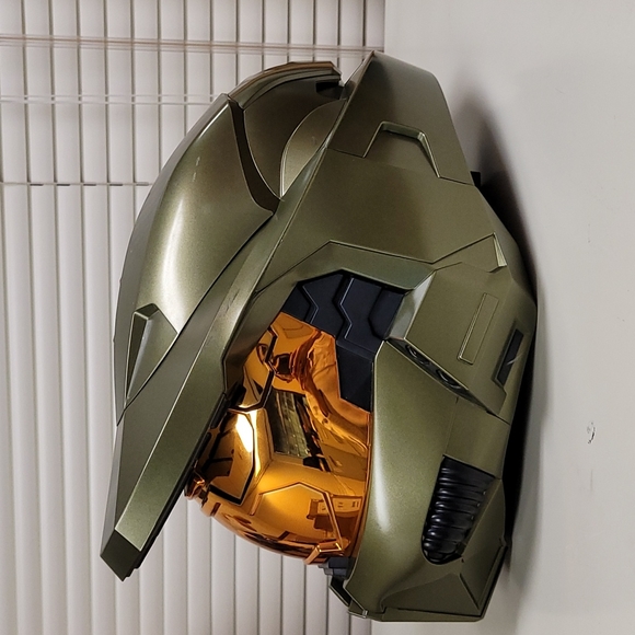 Halo Helmet Replica - Picture 2 of 4